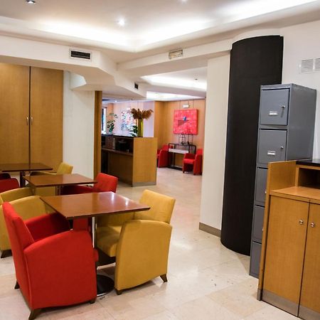 Hotel Delta Тудела Екстериор снимка