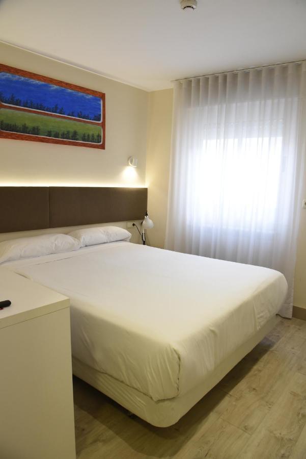 Hotel Delta Тудела Екстериор снимка